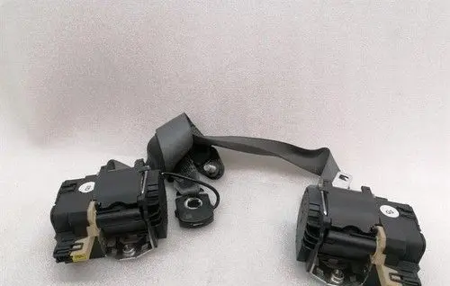 Mercedes-Benz CL C216 Front seatbelt buckle A2168600585