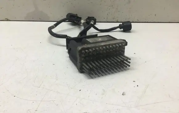 Audi A5 8T 8F Coolant fan relay 8K0959501C