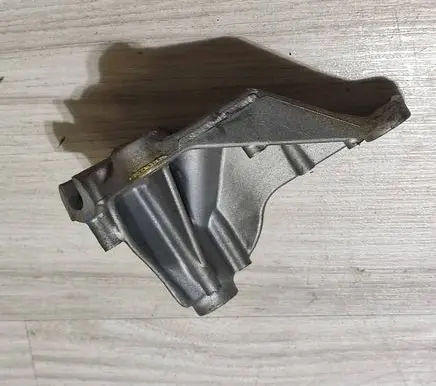 Dacia Jogger Generator/alternator bracket 117107507R A2822030244