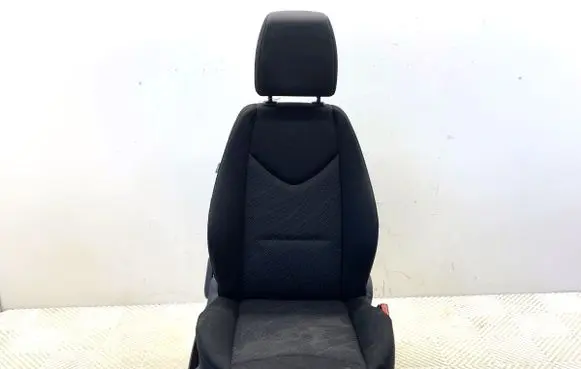 Peugeot 308 Front passenger seat 