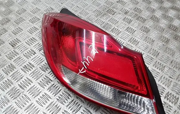 Opel Insignia A Rear/tail lights 13265354
