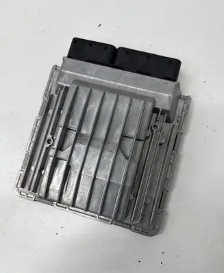 BMW 1 E81 E87 Engine control unit/module 7579142 DMEMSD812 5WK93709