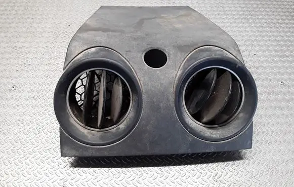 Mitsubishi Colt CZ3 Dash center air vent grill MR951746
