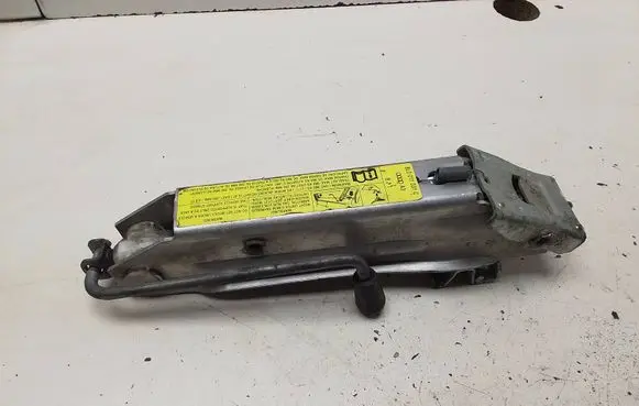 Audi A3 S3 8L Lift Jack 8L0011031C