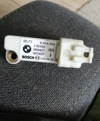 Mini One - Cooper R50 - 53 Airbag deployment crash/impact sensor 6914304 0285002082