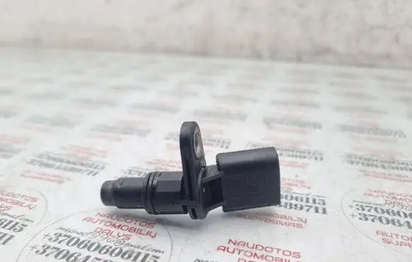 Volkswagen Touareg I Crankshaft position sensor 070907601A