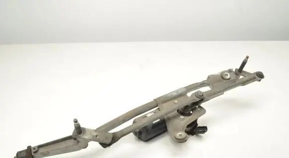 Volvo S60 Front wiper linkage and motor 30753089