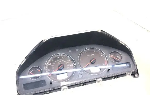 Speedometer (instrument cluster)