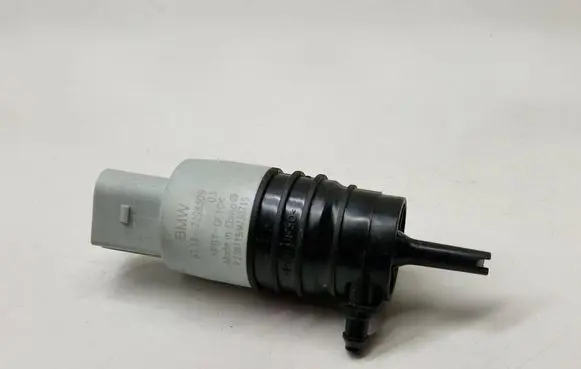 BMW i4 Windscreen/windshield washer pump 7298309