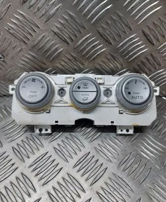 Mazda 6 Climate control/heater control trim 