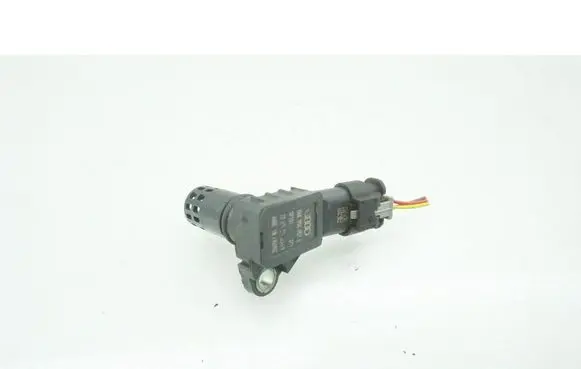 Audi Q3 F3 Turbo air boost pressure sensor 06K906051E