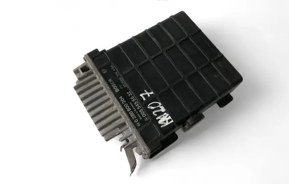 Mercedes-Benz E W124 Engine control unit/module ECU 0055455532 0280800204