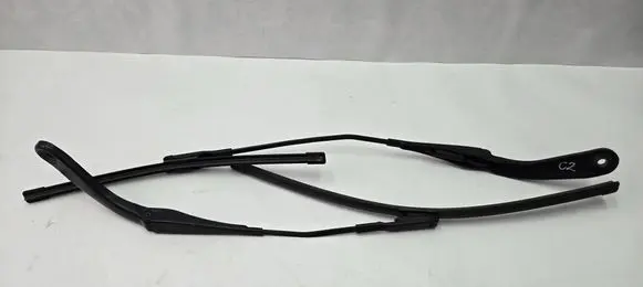 BMW 4 F32 F33 Front wiper blade arm 7260474