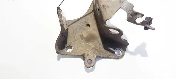 Renault Megane II Bracket in trunk/boot 
