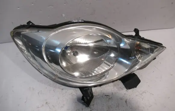 Peugeot 107 Headlight/headlamp