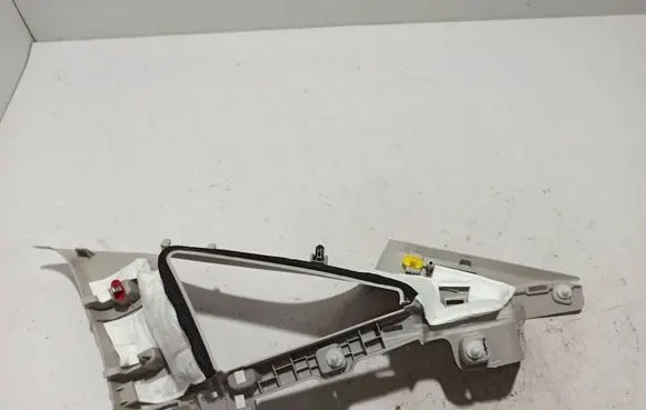 Renault Arkana Tailgate/trunk side cover trim 769358632R