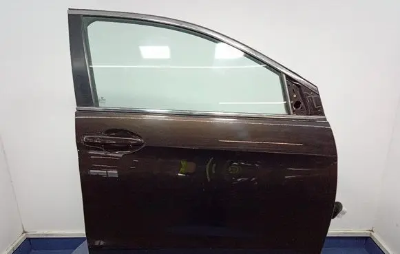 Honda CR-V Front door 