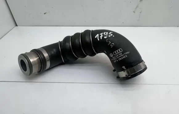 Audi A4 S4 B7 8E 8H Intercooler hose/pipe 8E0145790P