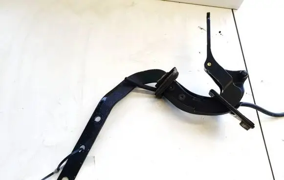 Volvo V70 Tailgate/trunk/boot hinge 9154571 6670
