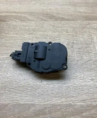 Citroen C4 I Air flap motor/actuator A21200600 23022008
