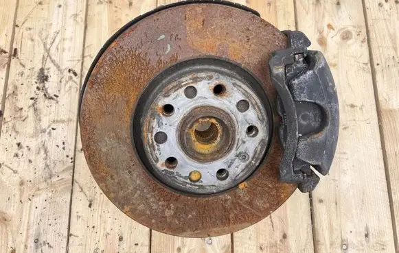 Volkswagen Caddy Front wheel hub spindle knuckle 5R3407256A