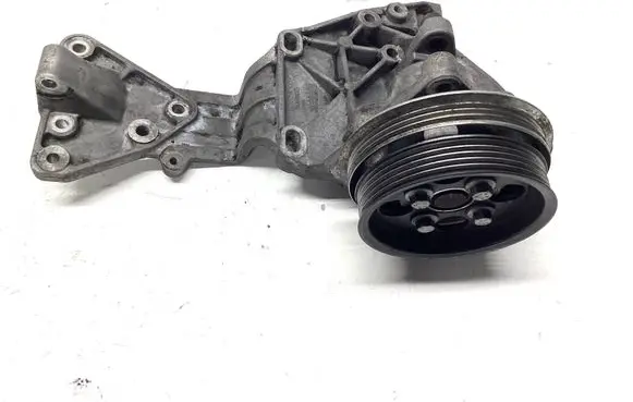 Volvo V60 Generator/alternator bracket 31316673
