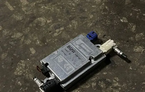BMW 5 F10 F11 USB control unit 9200503 13399710 10R035621