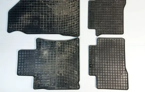 SsangYong Tivoli Car floor mat set 547617
