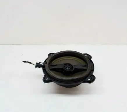 Audi A3 S3 8P Rear door speaker 8H0035411