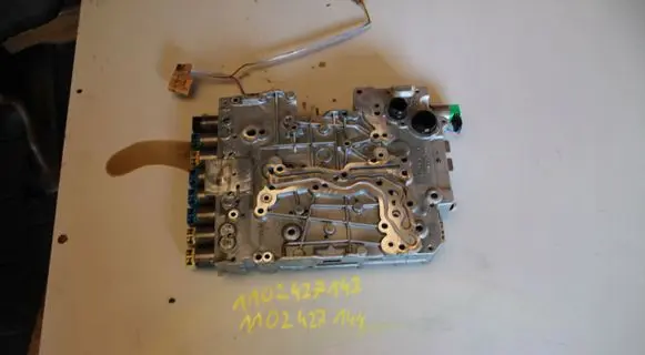 BMW 3 F30 F35 F31 Transmission gearbox valve body 1102427143