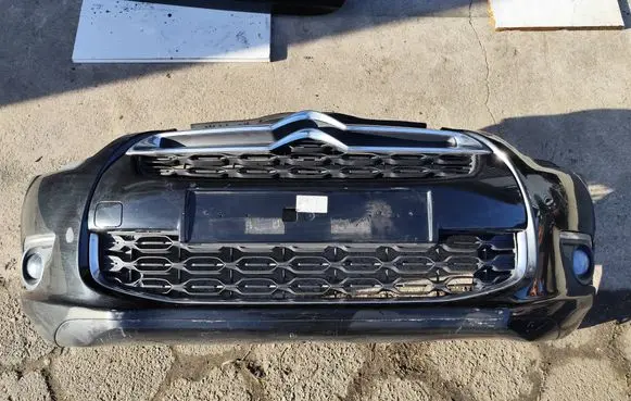 Citroen DS4 Front bumper 9688185377