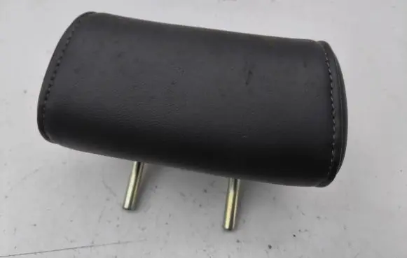Mazda CX-7 Rear seat headrest 