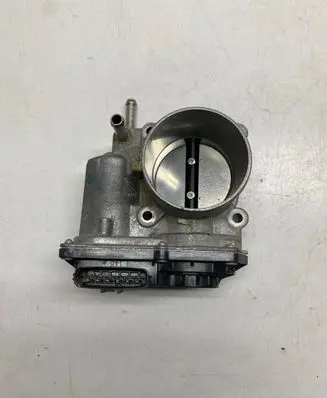 Toyota Auris 150 Throttle valve 220300T110 445009C25 01354