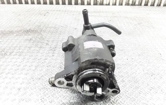 Toyota Avensis Verso Vacuum pump 2930027020