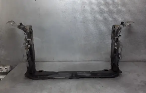 Lexus IS 220D-250-350 Radiator support slam panel