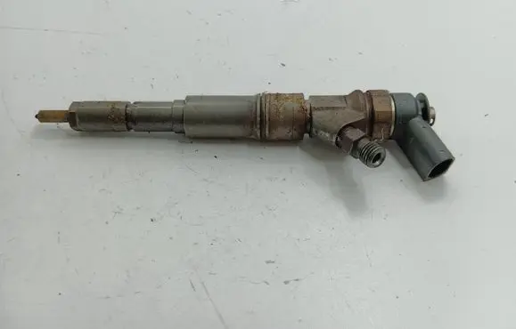 BMW 5 E60 E61 Fuel injector 7794652 0445110212