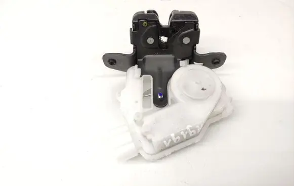 Toyota Yaris Tailgate/trunk/boot lock/catch/latch