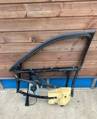 Audi A4 S4 B5 8D Front window lifting mechanism without motor 8D0837754