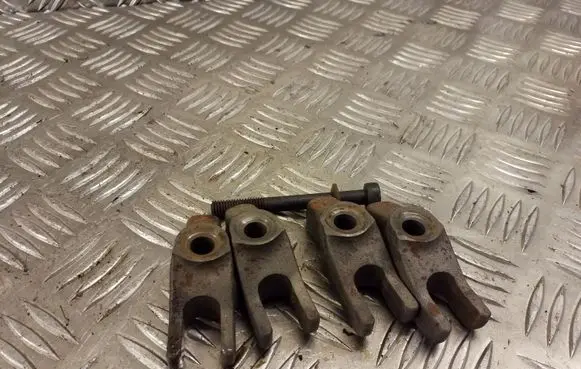 Hyundai ix35 Fuel Injector clamp holder