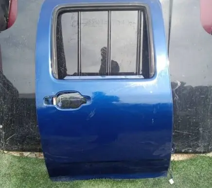 Isuzu D-Max Rear door