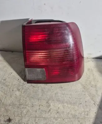 Volkswagen PASSAT B5 Rear/tail lights 3B5945096F