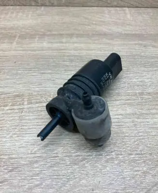 Audi A6 Allroad C6 Windscreen/windshield washer pump 1K6955651 3122789