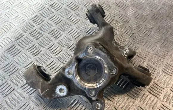 Infiniti Q30 Rear wheel hub 2460306