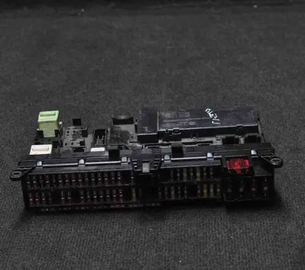 BMW X5 E53 Central body control module 8380405