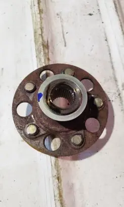Honda HR-V Rear wheel hub