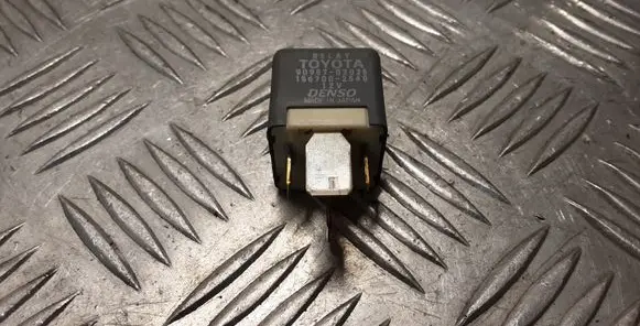 Lexus GS 300 350 430 450H Other relay 9098702025 1567002540