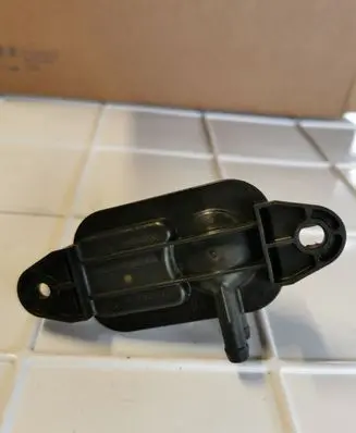 Peugeot 607 Exhaust gas pressure sensor 9645022680