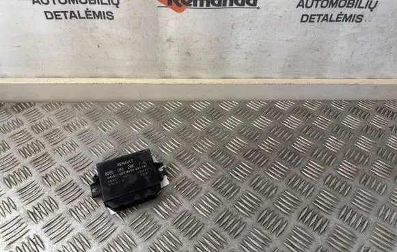 Renault Laguna II Parking PDC control unit/module 8200051286
