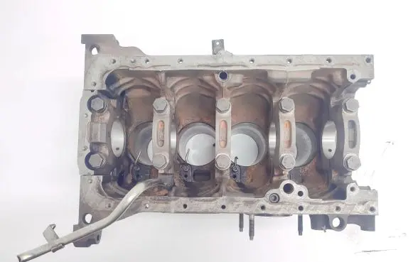 Ford Kuga I Engine block D4204T