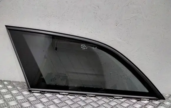 Mercedes-Benz E W212 Rear side window A2126702500